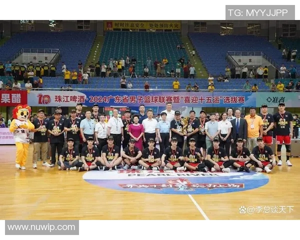 2016年顺德与河源篮球对决精彩视频回顾与精彩瞬间分析